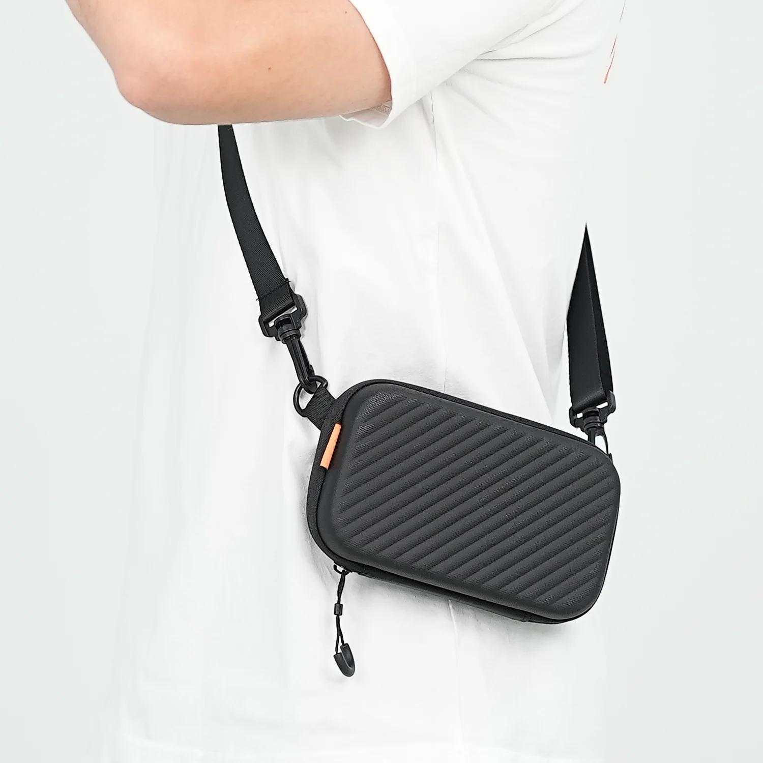 Hohem Crossbody Carrying Bag - Image 6